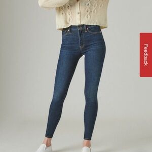Lucky Brand High Rise Dark Blue Jeans